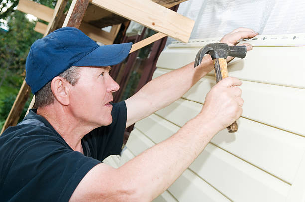 How To Choose The Right Materials for Your Siding Installation in 'Huntington Woods, MI